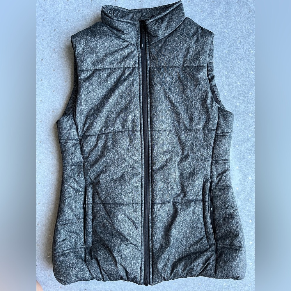 Whiteridge Women's Heather Gray Puffer Vest